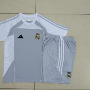 Conjunto Entrenamiento Real Madrid 1 temporada 25/26