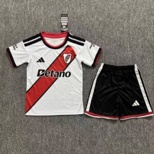 Conjunto Niño River Plate temporada 26/27 Primera equipación