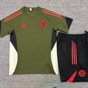 Conjunto Entrenamiento Bayern 2 temporada 25/26