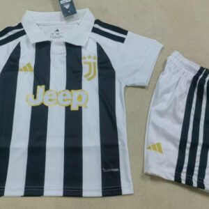 Conjunto Niño Juventus temporada 26/27 Primera equipación