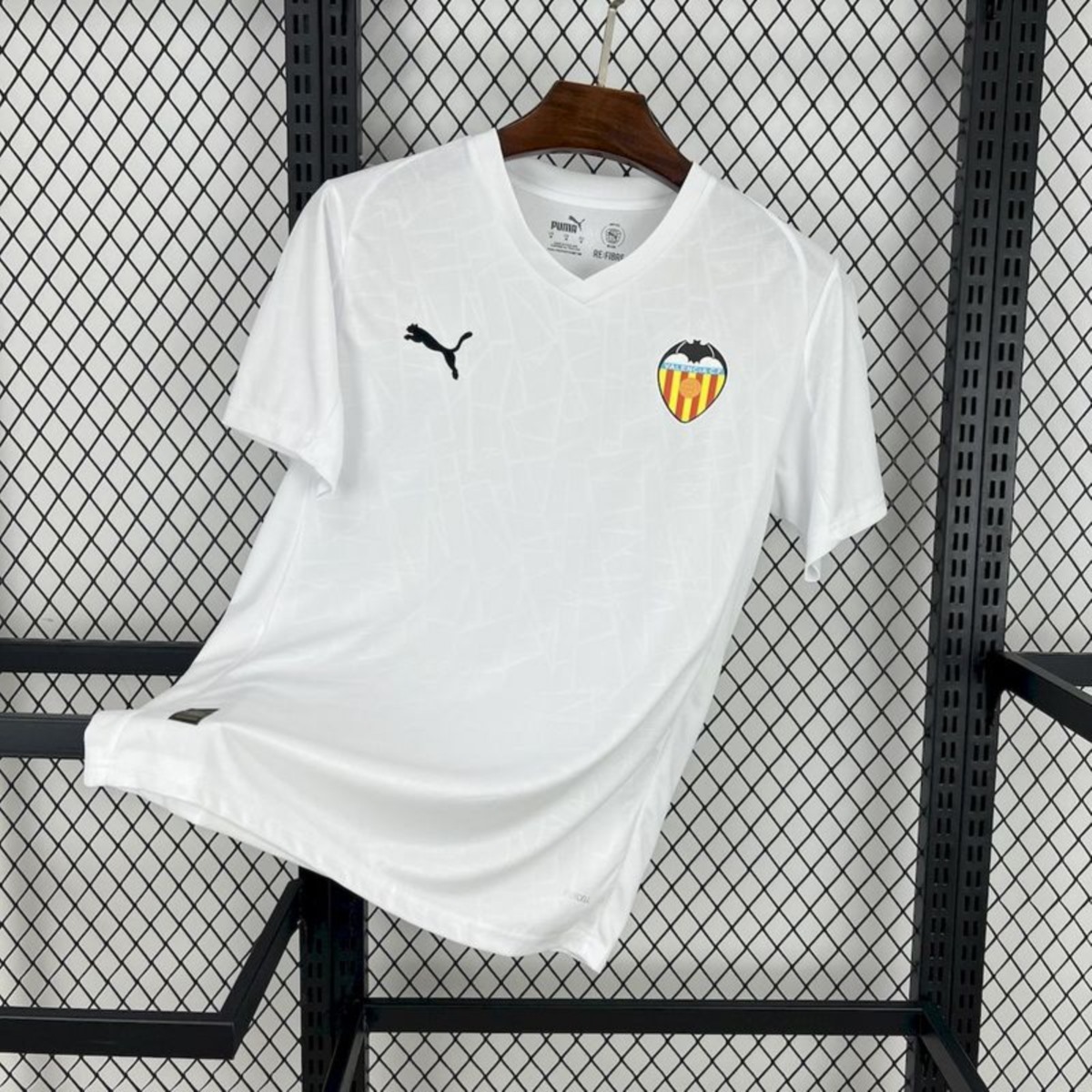 Camiseta Valencia temporada 25/26 Primera equipación