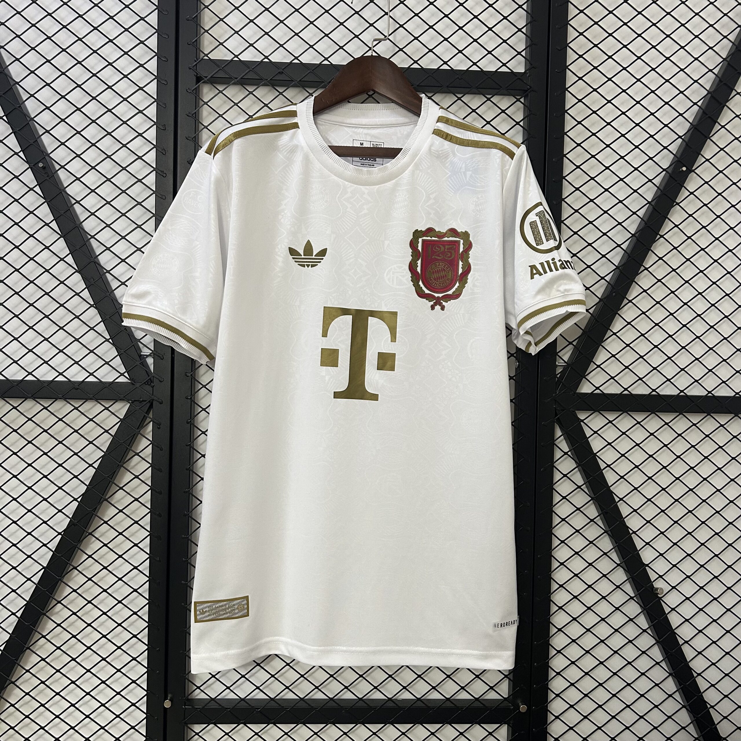 Camiseta Especial Bayern 125 aniversario