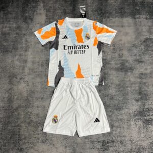 Conjunto Entrenamiento Real Madrid temporada 25/26
