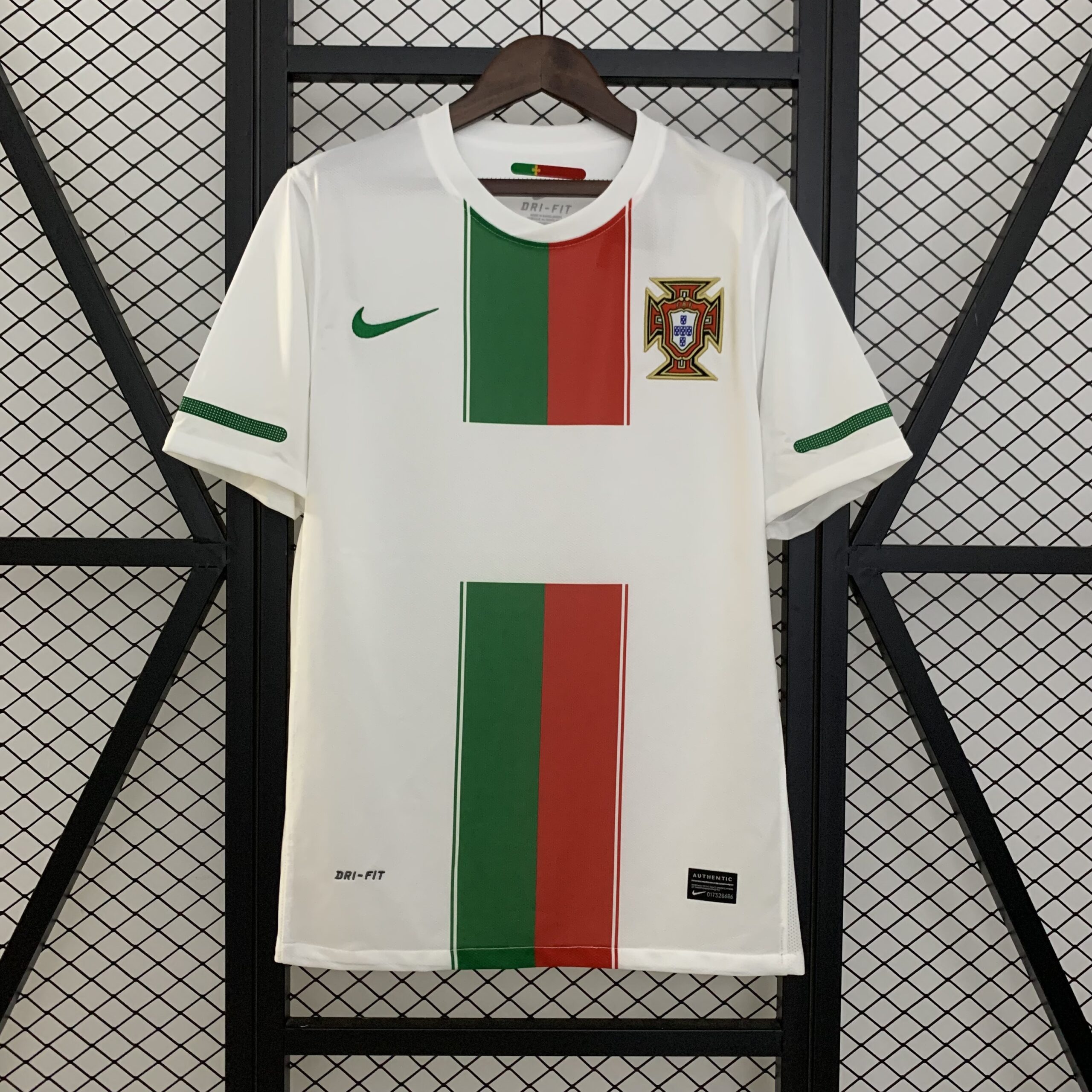 Camiseta Retro Portugal temporada 2010
