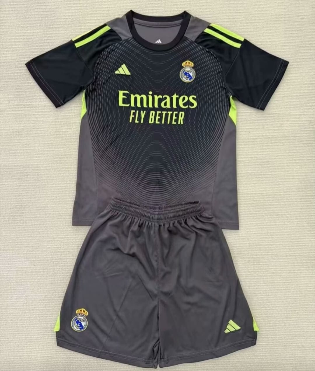 Conjunto Adulto Portero Real Madrid 5