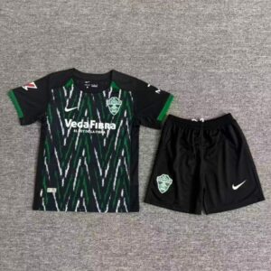 Conjunto Niño Elche temporada 25/26 Segunda equipación