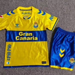 Conjunto Niño Las Palmas temporada 26/27 Primera equipación