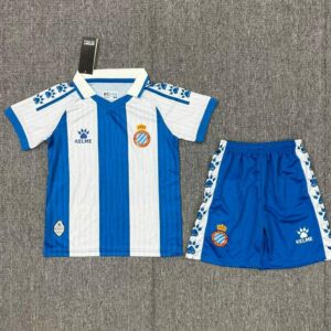 Conjunto Niño Espanyol temporada 25/26 Primera equipación