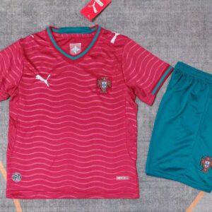CONJUNTO NIÑO PORTUGAL TEMPORADA 2026 PRIMERA EQUIPACIÓN