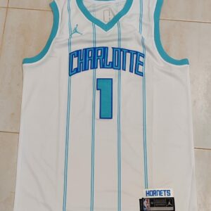 Camiseta NBA Charlotte talla XL adulto