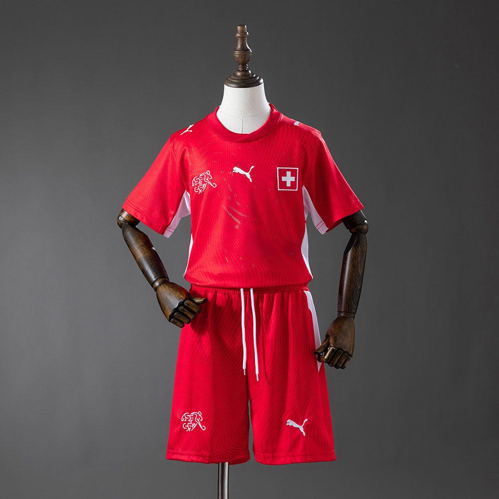 CONJUNTO NIÑO SUIZA TEMPORADA 2026 PRIMERA EQUIPACIÓN