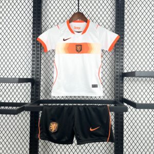 CONJUNTO NIÑO HOLANDA TEMPORADA 2026 SEGUNDA EQUIPACIÓN