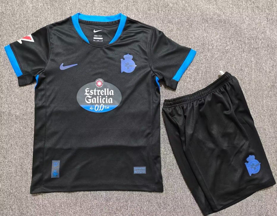 Conjunto Niño Deportivo temporada 26/27 Segunda equipación