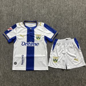 Conjunto Niño Leganes temporada 26/27 Primera equipación